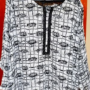 White and black self print Kurta